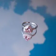 Anillo de Plata triangular rosa con cubic y micropave