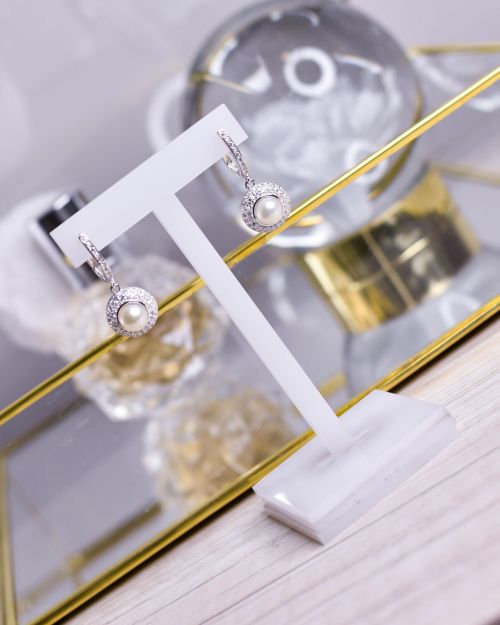 Huggies de Perla 10 mm – Brillo, sofisticación y clásico