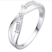 Anillo plata lisa con cubic de infinito