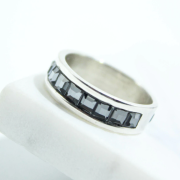 Anillo Harmony gris cristal