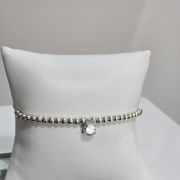 Pulsera regulable de bolitas con cubic gota