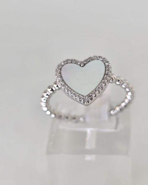 Anillo bolitas y corazón tonalidad plata rodinada