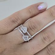 Anillo rodinado con microcubic y corazones