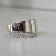 Anillo importado plata lisa y microcubics