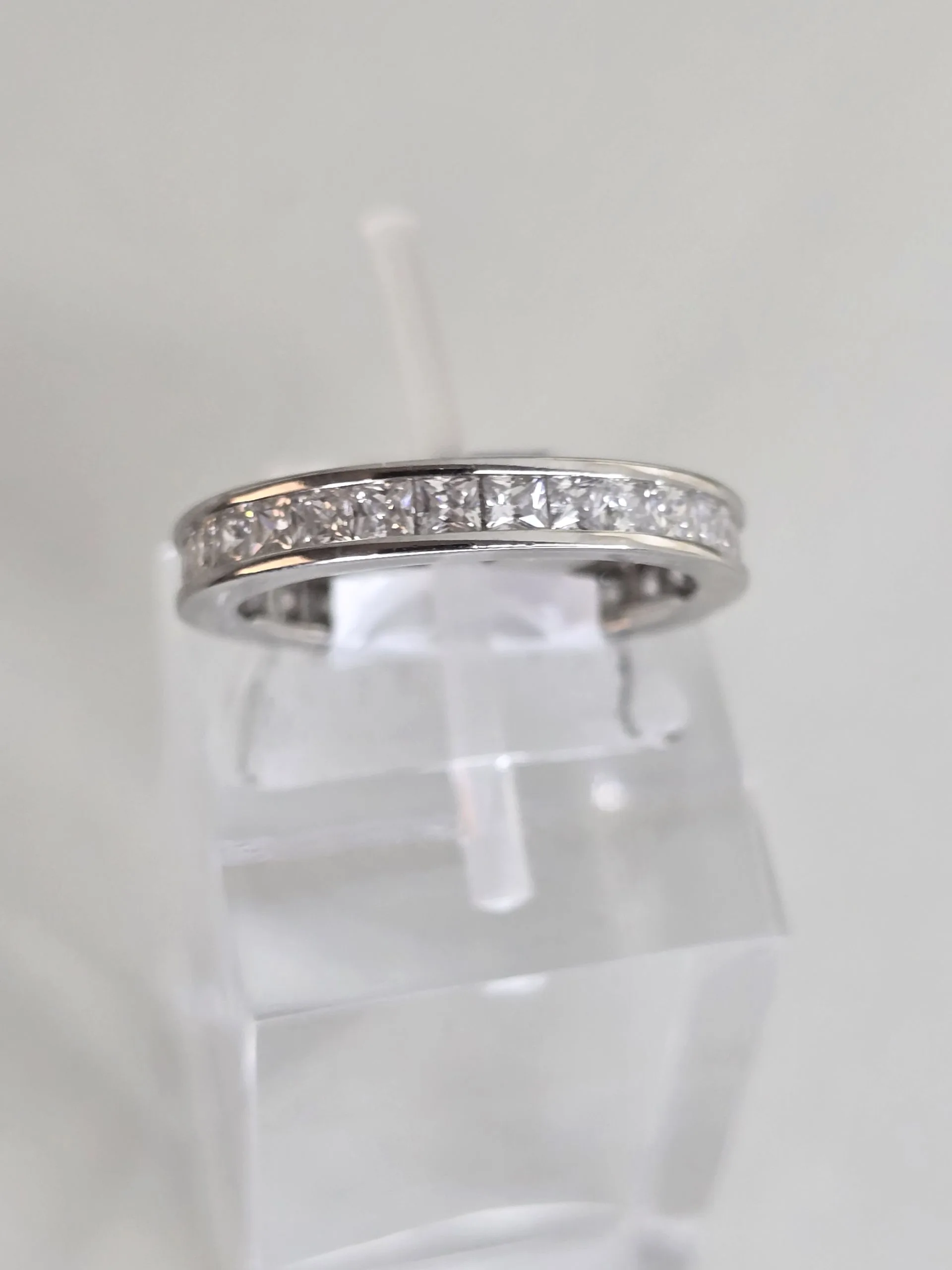 Anillo sinfin rodinado