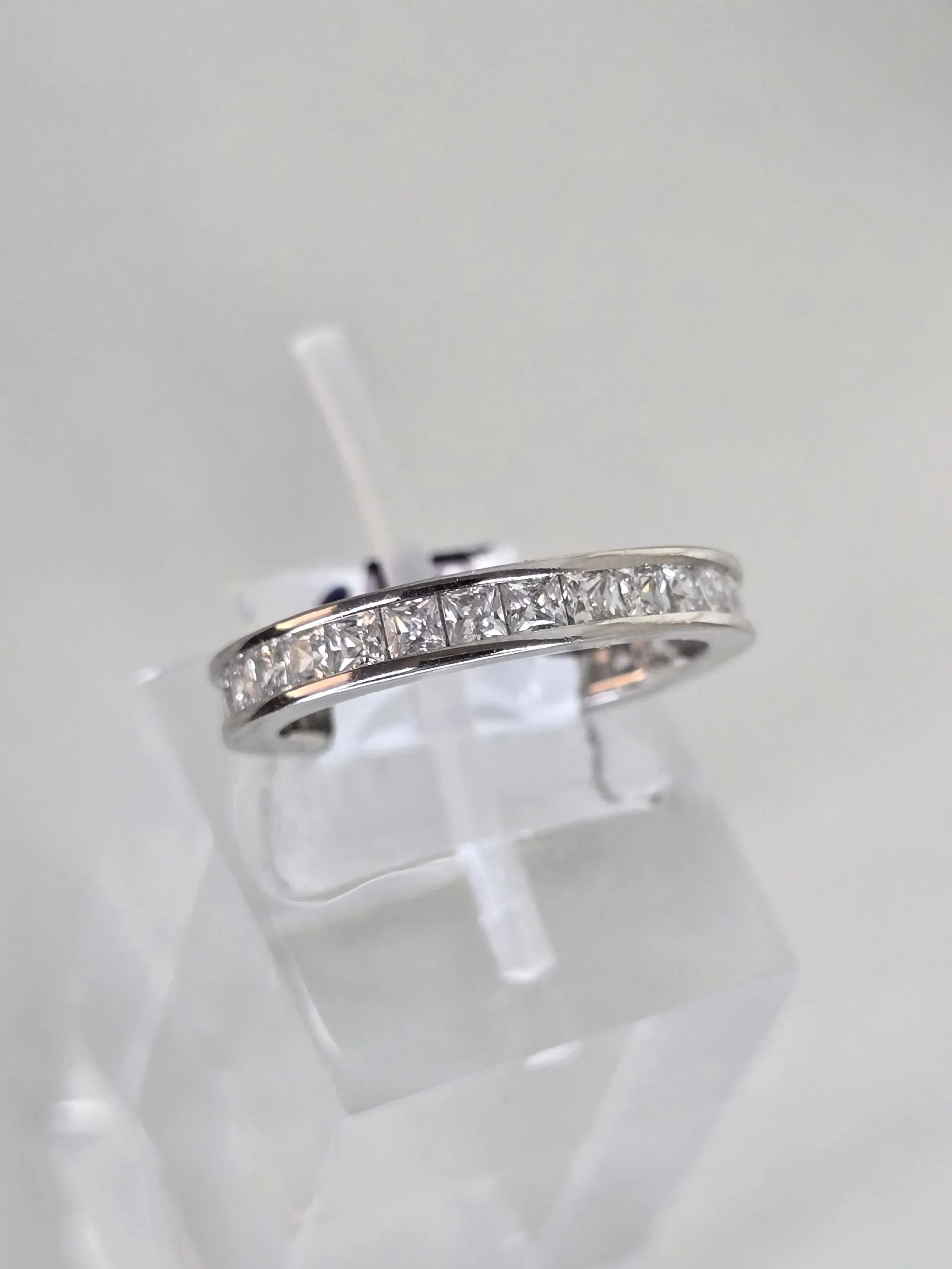 Anillo sinfin rodinado