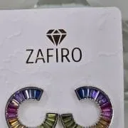 zarcillo de colores pasantes con cubics rodinados