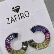 zarcillo de colores pasantes con cubics rodinados