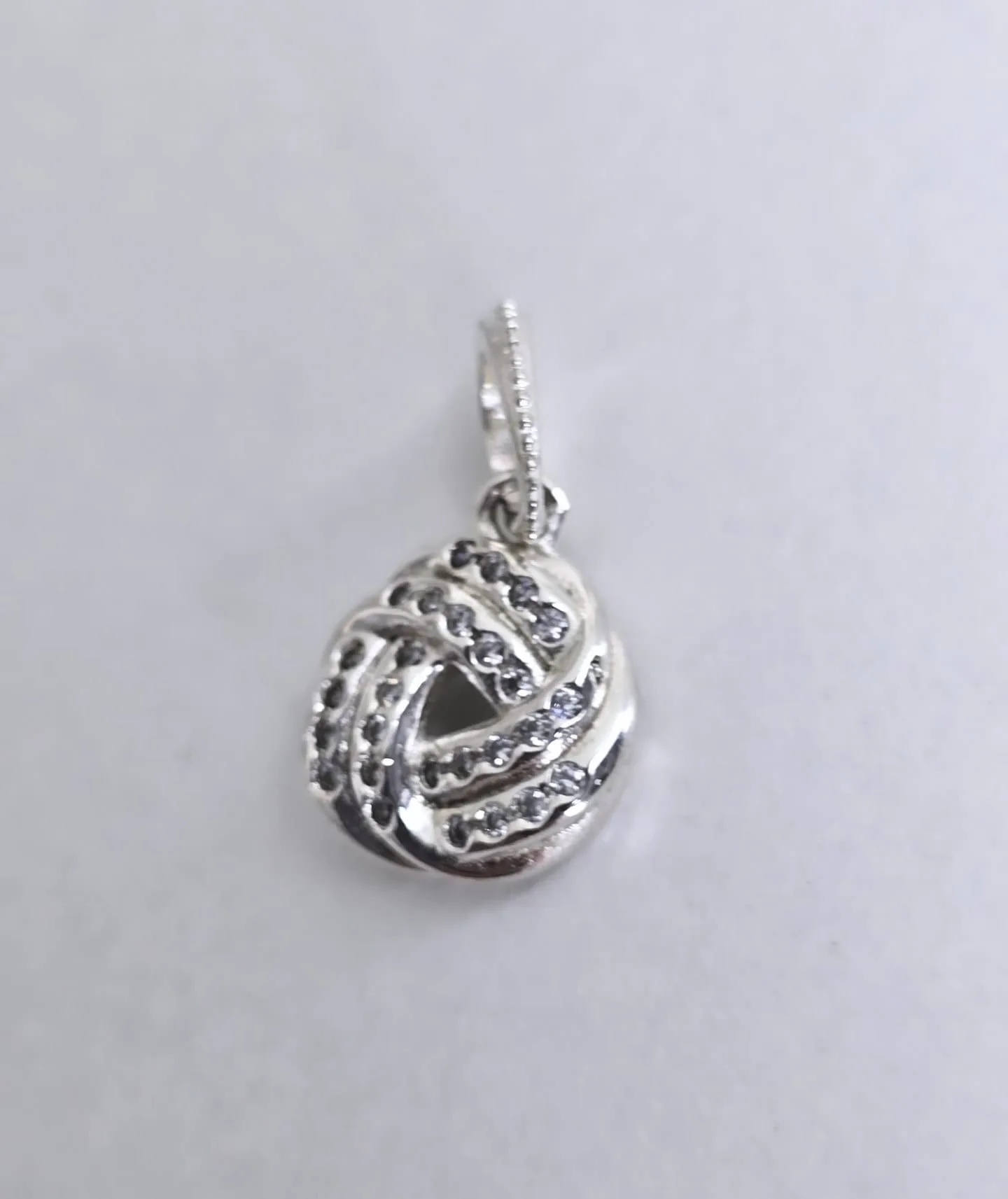 CHARM COLGANTE PANDORA