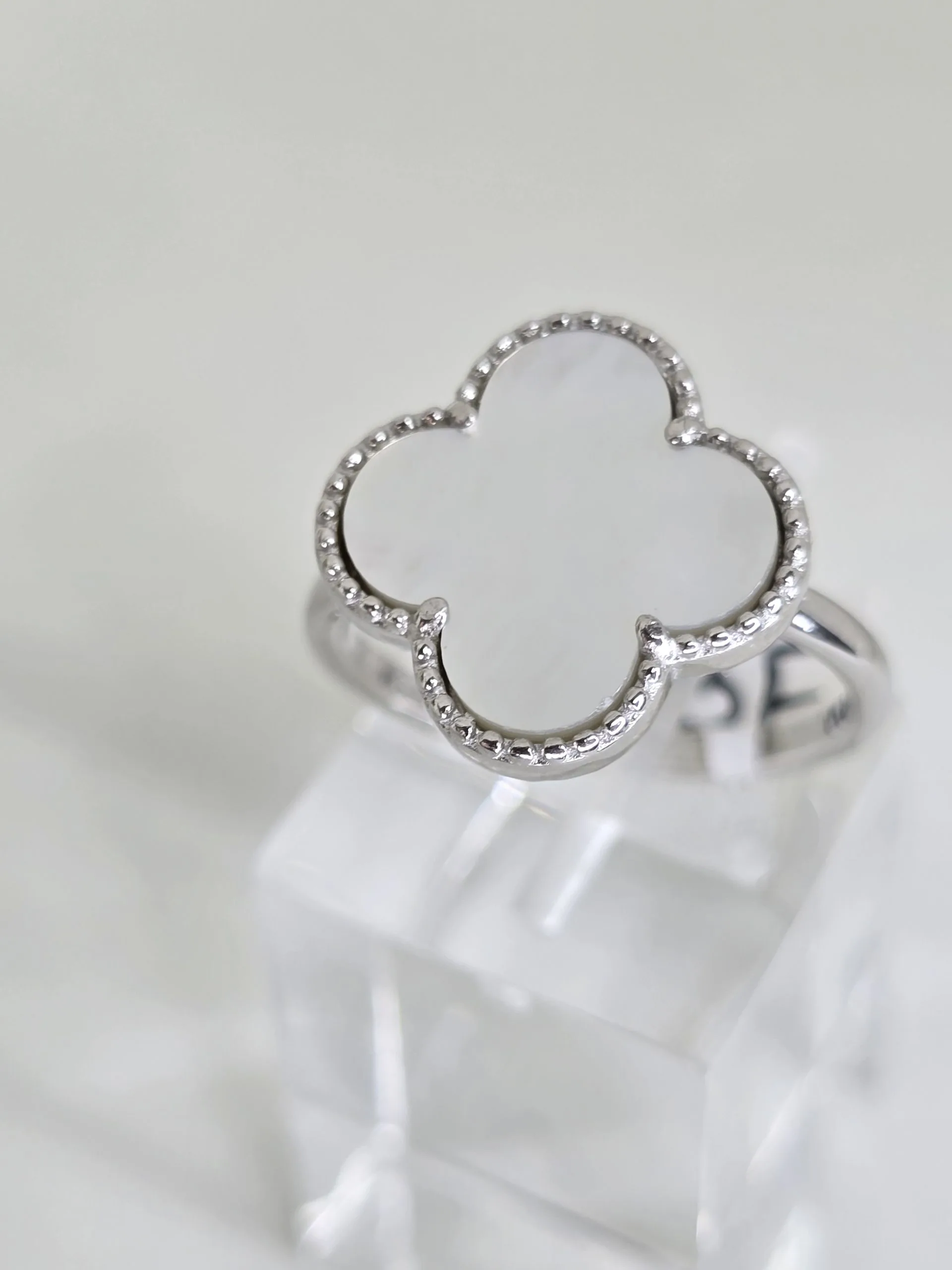 Anillo plata rodinada nacar bancliff