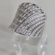 importante anillo con cubic microcubics importado