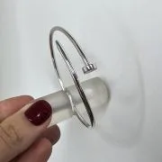 Esclava abierta clavo plata rodinada