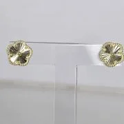 Aros pasantes dorados van cleef