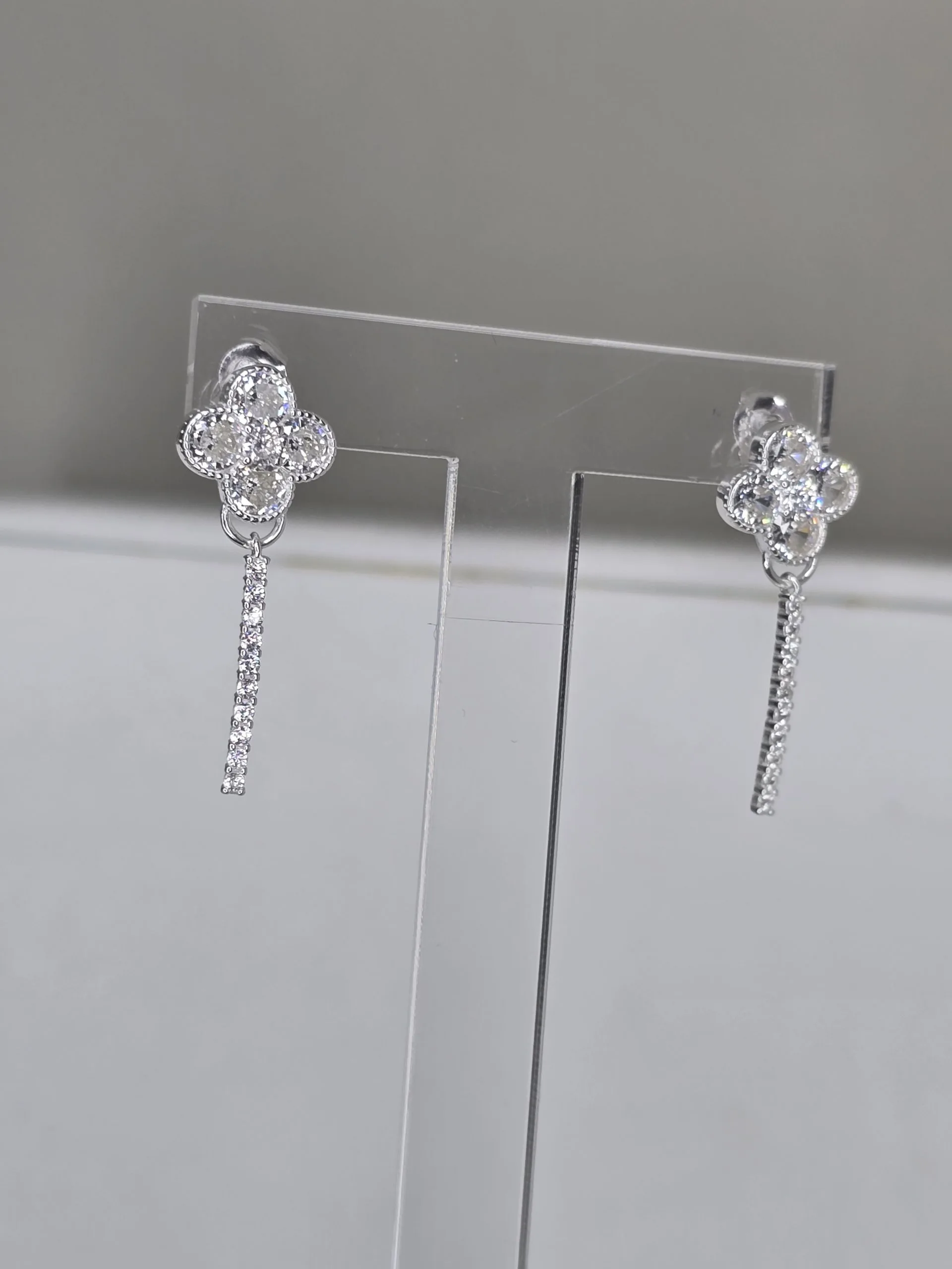 Zarcillos arargados de flor