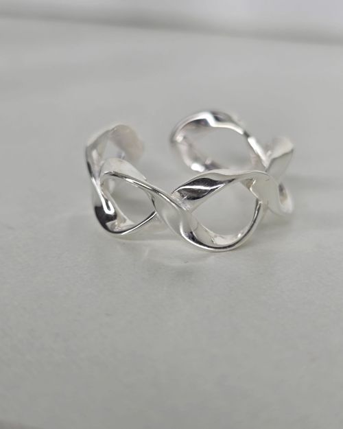 Anillo ADN regulable de Plata 925 con eslabones