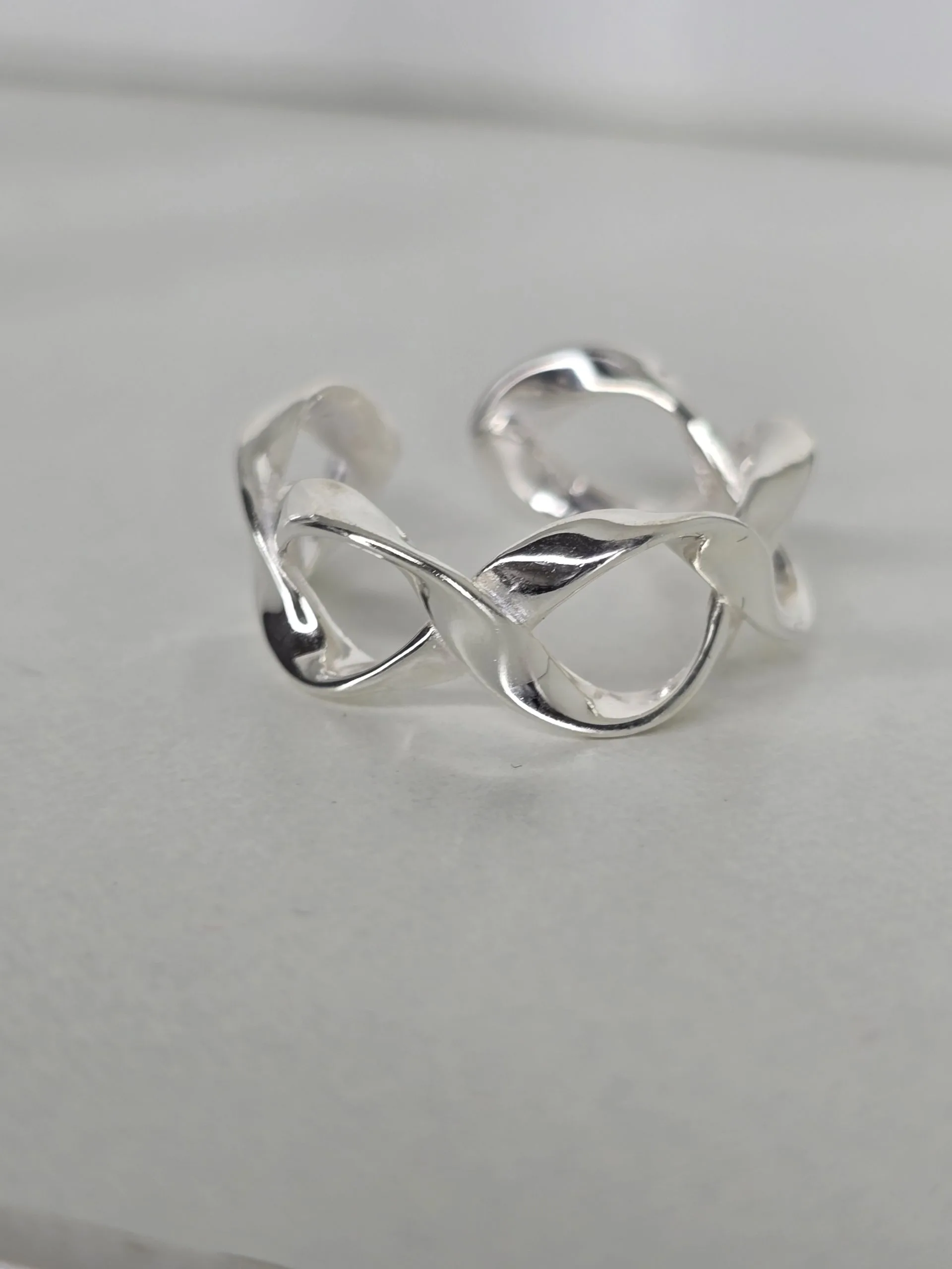 Anillo ADN regulable de Plata 925 con eslabones