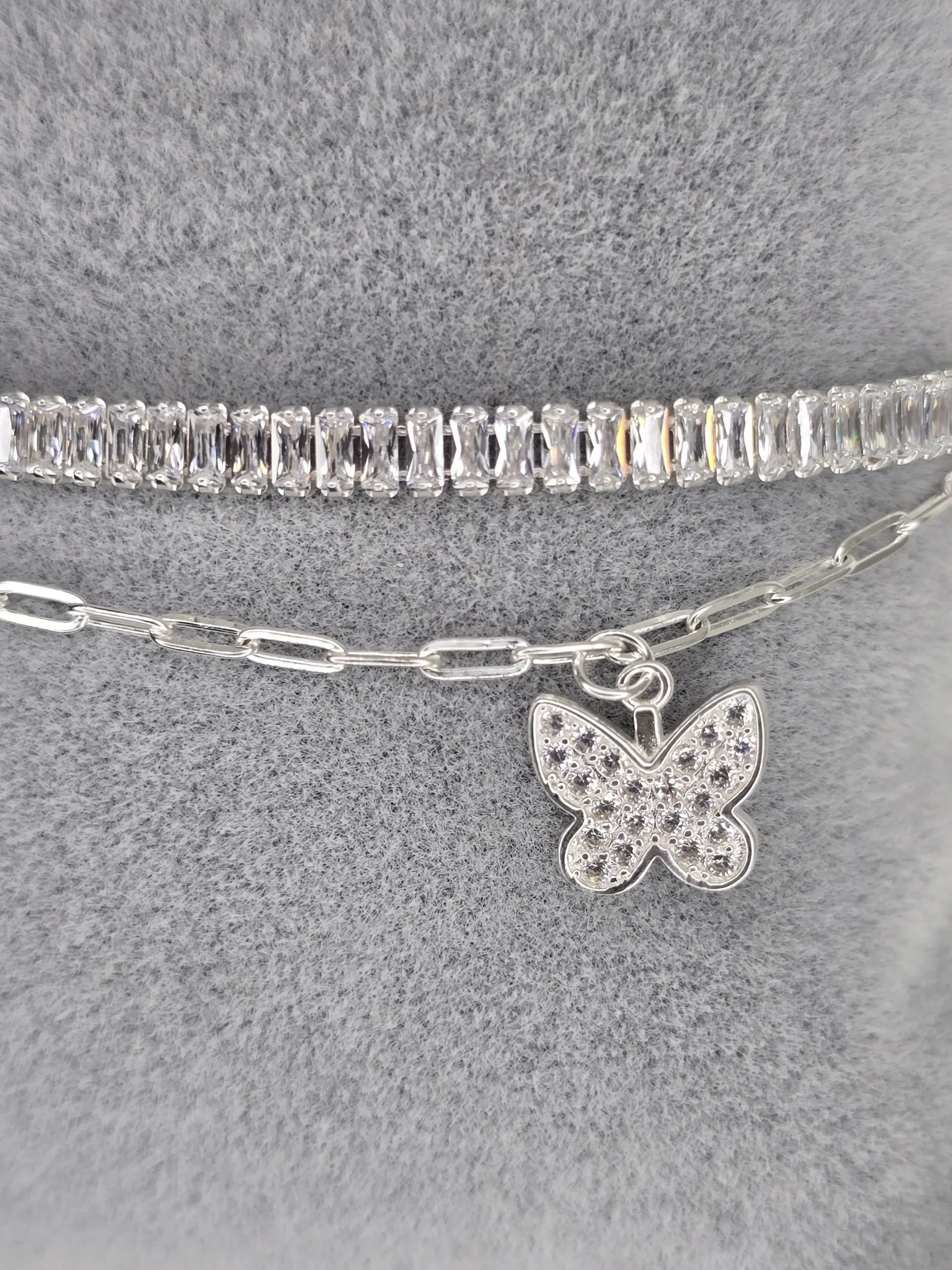 Pulsera doble con eslabon tenis y forcet con dijes mariposas PLATA 925