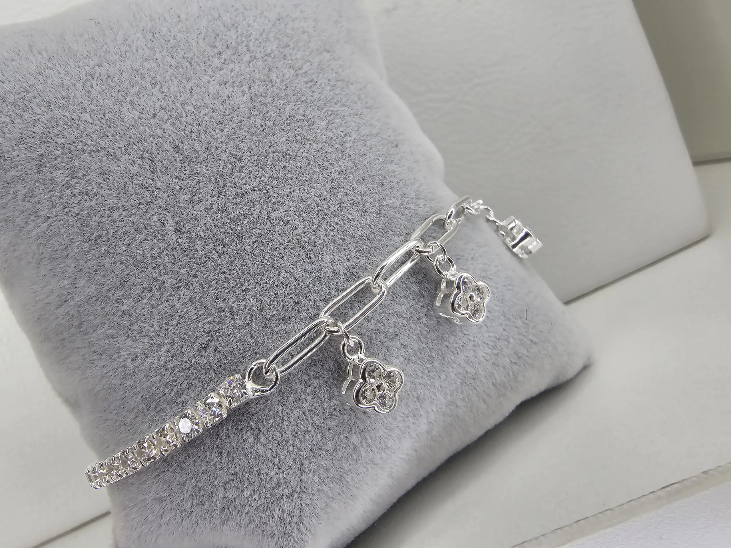 Pulsera plata conbinada con eslabon tenis forcet,flores colgantes