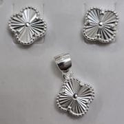 Conjunto estilo van cleef de plata dije más aros
