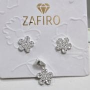 Conjunto de aros más dije FLOR con MICROcubics PLATA