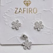 Conjunto de aros más dije FLOR con MICROcubics PLATA