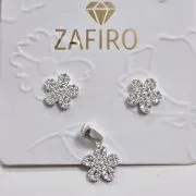 Conjunto de aros más dije FLOR con MICROcubics PLATA