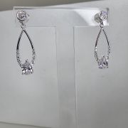 Conjunto Aros largos más dije calado punto luz y microcubics