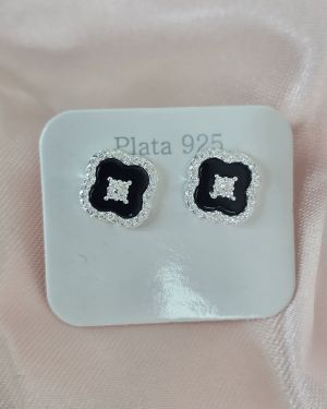 zarcillos de flor negros plata pasantes