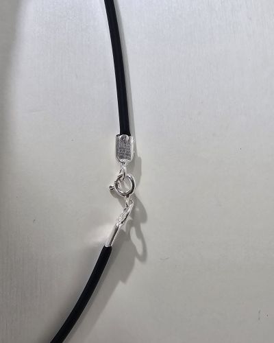 caucho con terminaciones plata cristal swarovki gris humo 10mm