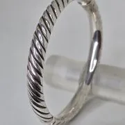 Esclava inflada de plata con trama rayas