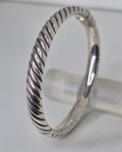 Esclava inflada de plata con trama rayas