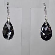 Aros gota 16 mm gris humo cristal