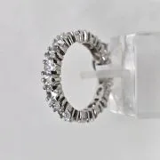 Anillo sinfin cristales de plata rodinada