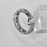 Anillo sinfin cristales de plata rodinada