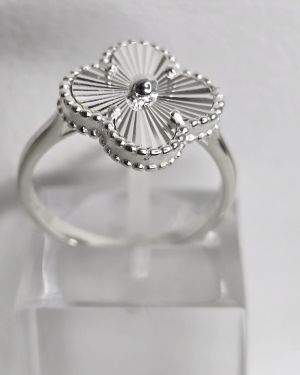 Anillo de plata estilo van cleef