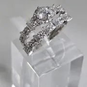Anillo doble, estilo cintillo sinfín. Dos piezas en una de Plata rodinada