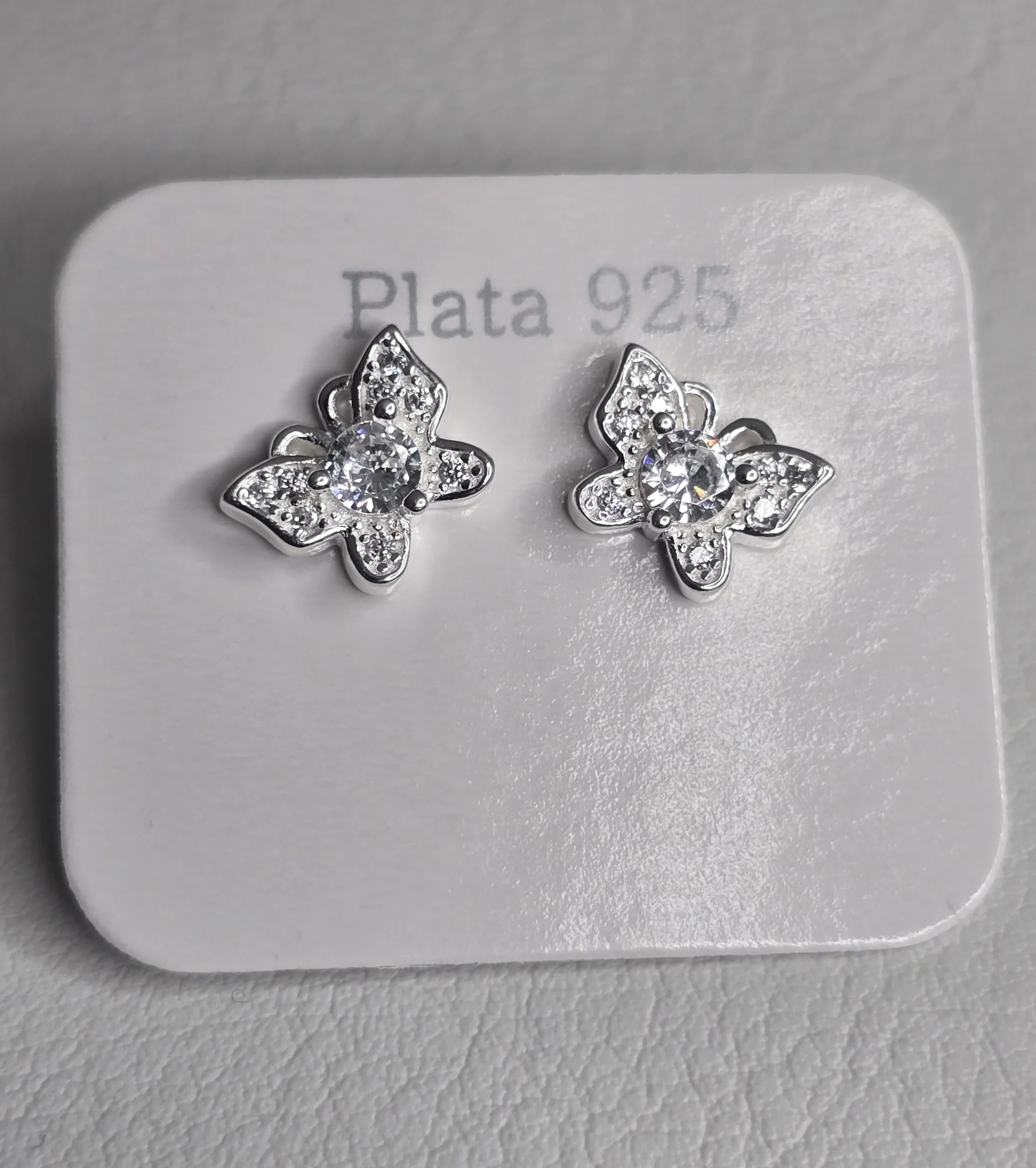 Aros pasantes de mariposa y punto luz