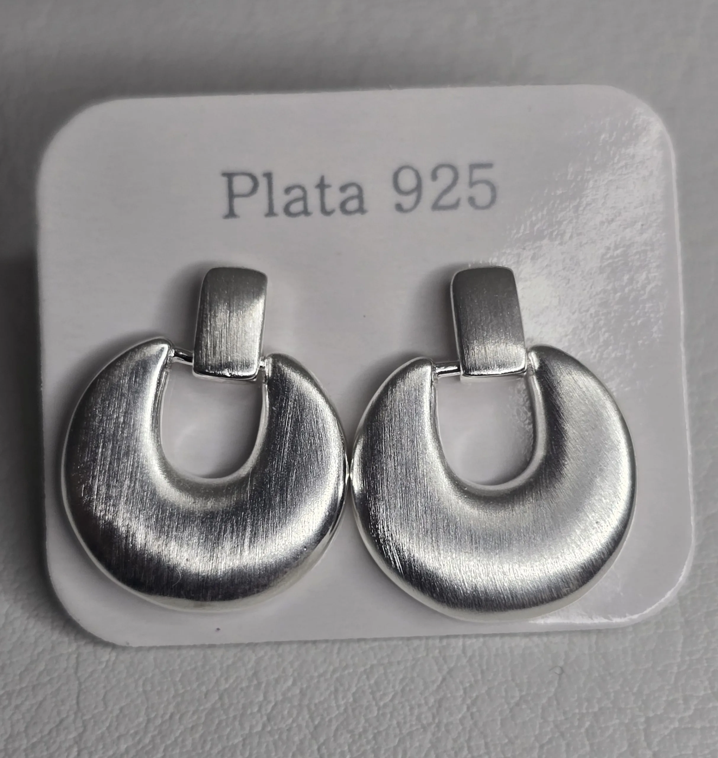 Zarcillos mate pasantes de Plata 925