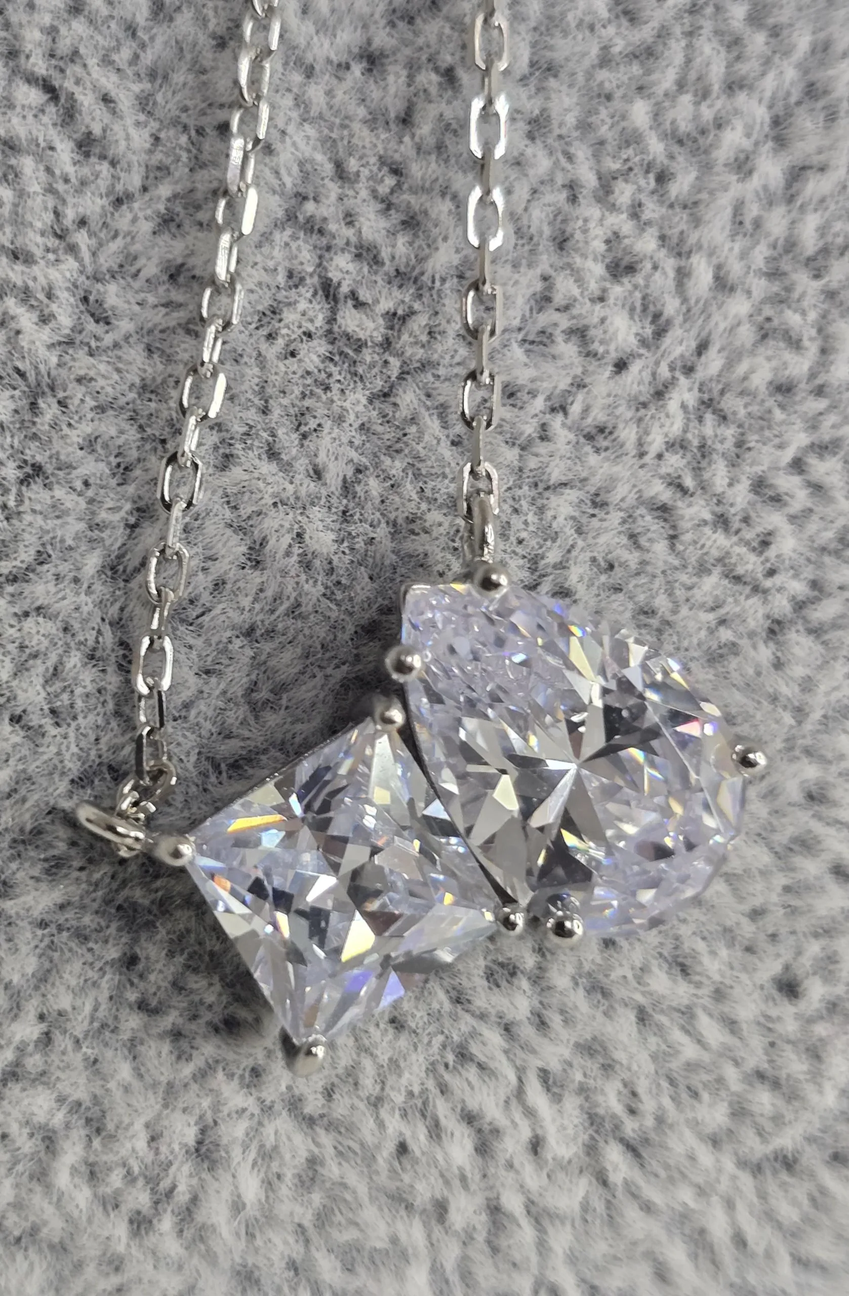 Conjunto Plata rodinada de gota cuadrado con regulador