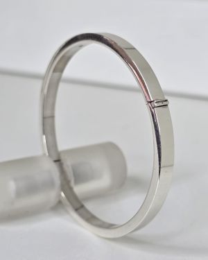 Esclava lisa de plata con traba de seguridad