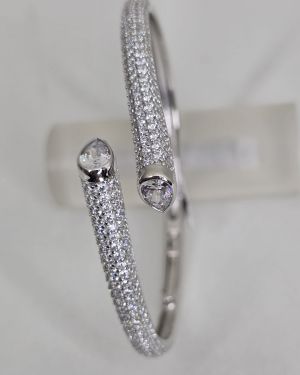 Esclava doble con piedras rodinada gota cubic