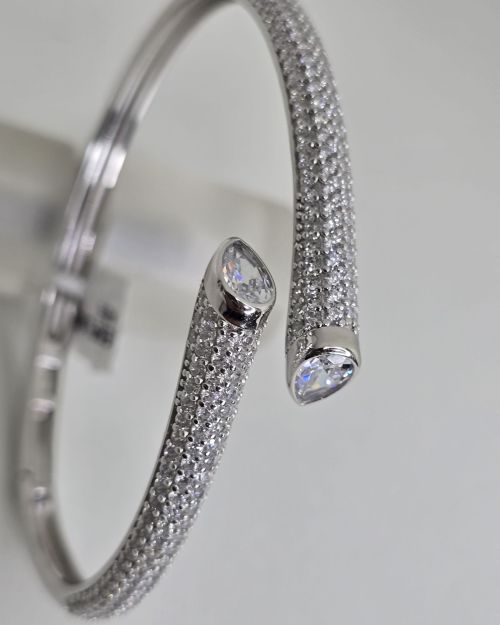 Esclava doble con piedras rodinada gota cubic
