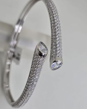 Esclava doble con piedras rodinada gota cubic