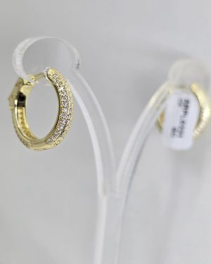 Argollas doradas con traba seguridad y pave