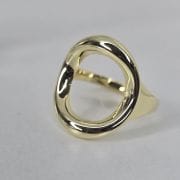Anillo circular de plata con baño gold