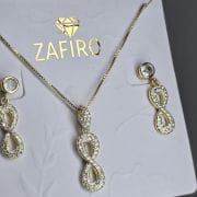 Conjunto infinito con cubic plata con baño gold. Aro+dije+cadena