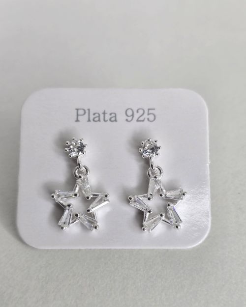 Aros pasantes estrella de plata con  punto luz