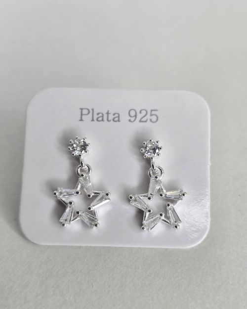 Aros pasantes estrella de plata con  punto luz