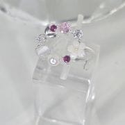 Anillo circular calado con flores, perla, mariposa y cubics