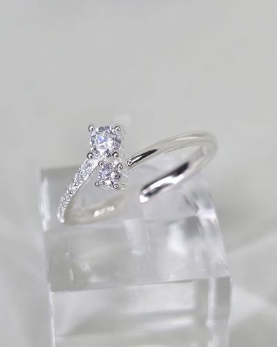 Anillo de plata liso&micropave con cubic